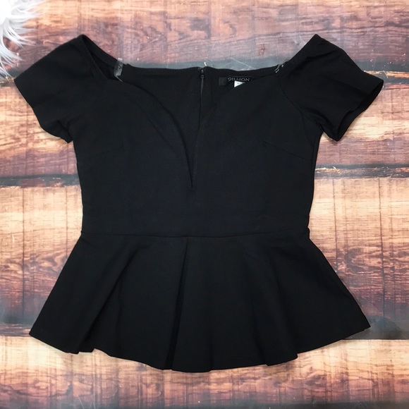Tops - << Deep V Neck Peplum Black Top >>